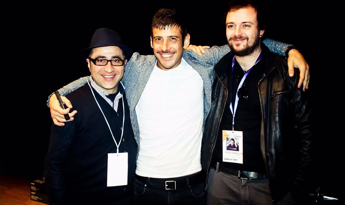 Foto di Francesco Gabbani con Alessandro Di Dio Masa e Giacomo Lorè